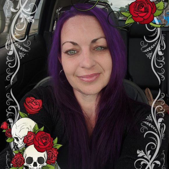 Meet your Posher, Jennie - Picture 1 of 1